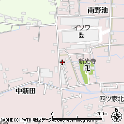 愛知県春日井市西屋町中新田64-5周辺の地図