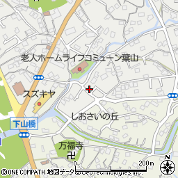 神奈川県三浦郡葉山町一色1940-16周辺の地図