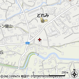 神奈川県三浦郡葉山町一色1900-2周辺の地図