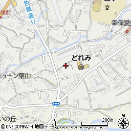 神奈川県三浦郡葉山町一色1867周辺の地図
