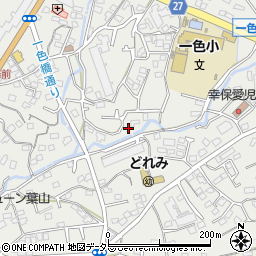 神奈川県三浦郡葉山町一色1123-27周辺の地図