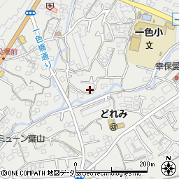 神奈川県三浦郡葉山町一色1123周辺の地図