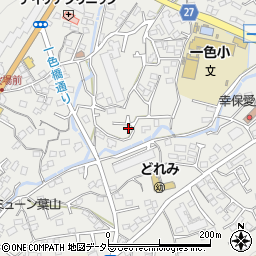 神奈川県三浦郡葉山町一色1123-18周辺の地図