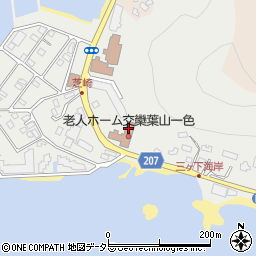 神奈川県三浦郡葉山町一色2440周辺の地図