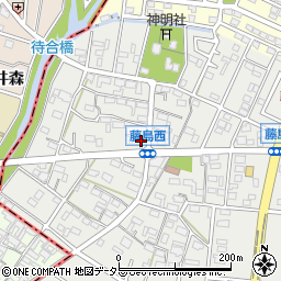 愛知県小牧市藤島町居屋敷88周辺の地図