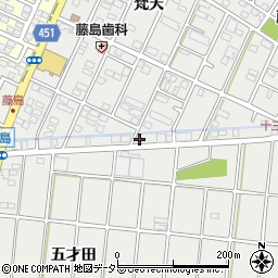 愛知県小牧市藤島町梵天172周辺の地図