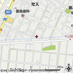 愛知県小牧市藤島町梵天171周辺の地図