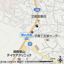 神奈川県三浦郡葉山町一色1538周辺の地図