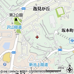 神奈川県横須賀市逸見が丘12-5周辺の地図
