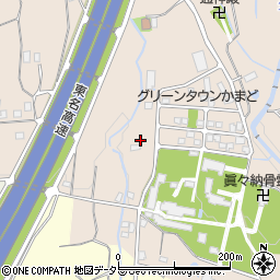 静岡県御殿場市竈1443周辺の地図