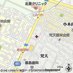 愛知県小牧市藤島町梵天8周辺の地図