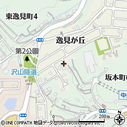 神奈川県横須賀市逸見が丘12-16周辺の地図