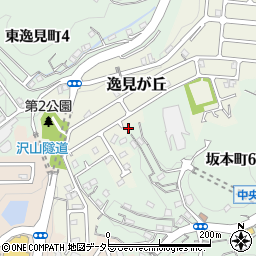 神奈川県横須賀市逸見が丘12-17周辺の地図