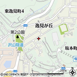 神奈川県横須賀市逸見が丘12-15周辺の地図