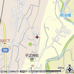 静岡県御殿場市竈82周辺の地図