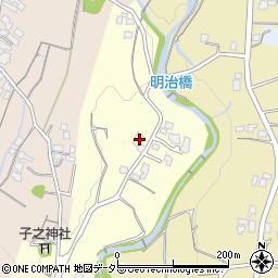 静岡県御殿場市萩蕪111周辺の地図