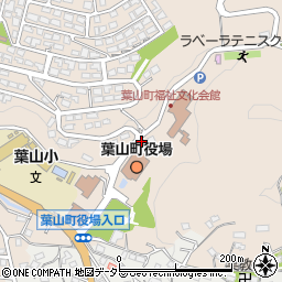 葉山町役場周辺の地図