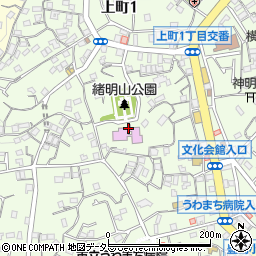 横須賀市立中央図書館周辺の地図