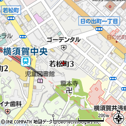 クィーシップ横須賀中央周辺の地図