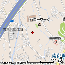 静岡県御殿場市竈1088周辺の地図