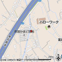 静岡県御殿場市竈1077周辺の地図