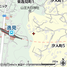 神奈川県横須賀市汐入町5丁目49周辺の地図
