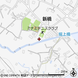 静岡県御殿場市新橋1232周辺の地図