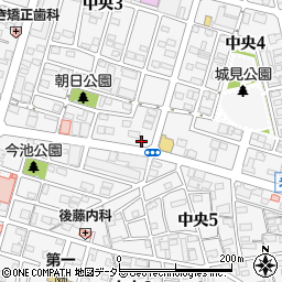 ファミリーマート小牧中央三丁目店周辺の地図