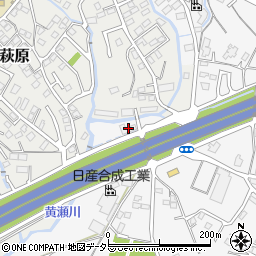 静岡県御殿場市新橋1330-1周辺の地図