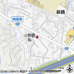 静岡県御殿場市新橋1376周辺の地図