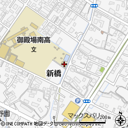 静岡県御殿場市新橋1441周辺の地図