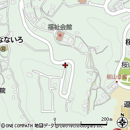 逗子桜山コンフォートガーデン自治会館周辺の地図