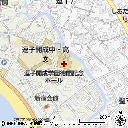 逗子開成学園クラブハウス周辺の地図