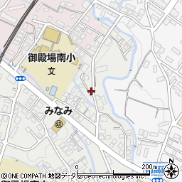 静岡県御殿場市萩原1135-11周辺の地図