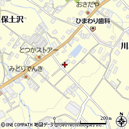 静岡県御殿場市保土沢427-8周辺の地図