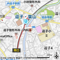 逗子警察署新逗子駅前交番周辺の地図
