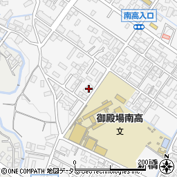 静岡県御殿場市新橋1667-2周辺の地図