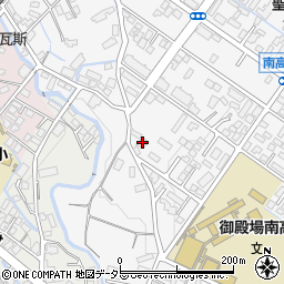 静岡県御殿場市新橋1687-1周辺の地図