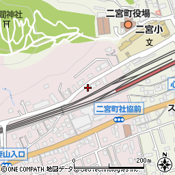 ザ・パーク二宮駅前２駐車場周辺の地図