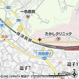 ファミリーマート逗子山の根店周辺の地図