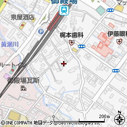 静岡県御殿場市新橋1841-3周辺の地図