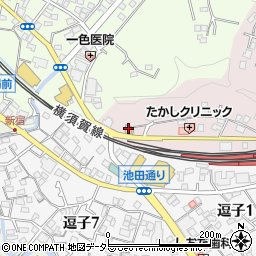 ファミリーマート逗子山の根店周辺の地図
