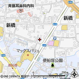 静岡県御殿場市新橋438-3周辺の地図