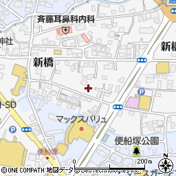 静岡県御殿場市新橋696-1周辺の地図