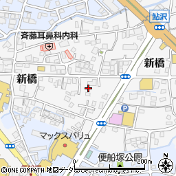 静岡県御殿場市新橋446-1周辺の地図