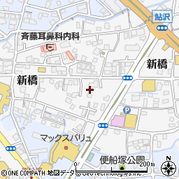 静岡県御殿場市新橋446-1周辺の地図