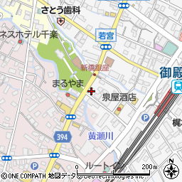 静岡県御殿場市新橋1826-12周辺の地図