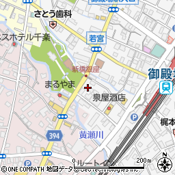 静岡県御殿場市新橋1852周辺の地図
