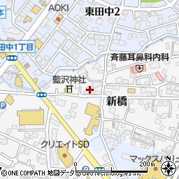 静岡県御殿場市新橋711-2周辺の地図