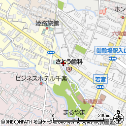 静岡県御殿場市新橋2077-1周辺の地図